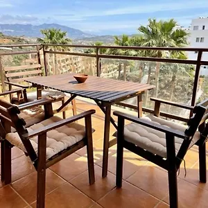 Apartamento Calanova Seagolf, 2-bed, 2-bath In Beach/golf Area, Mijas