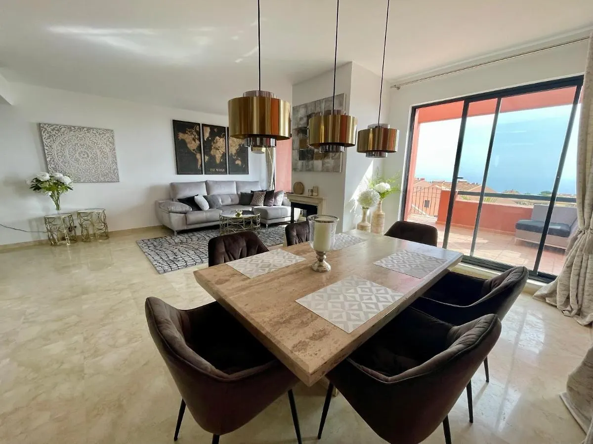 Calahonda Luxury Apartment With A Stunning Sea View Mijas