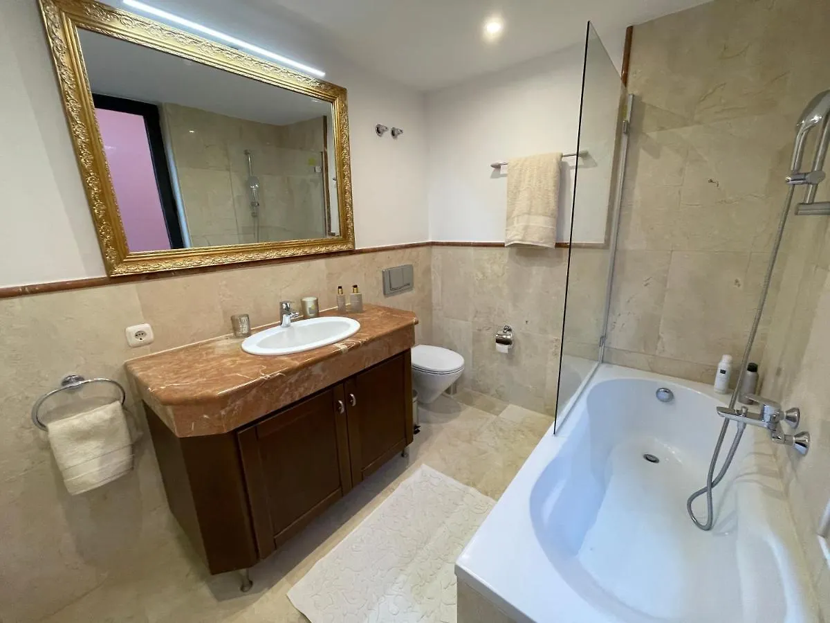 Calahonda Luxury Apartment With A Stunning Sea View Mijas